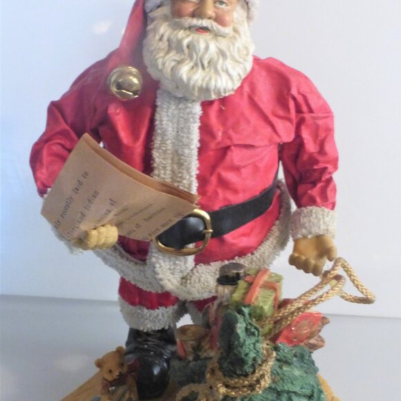 1993 International Silver Company 11" SANTA TABLE PIECE Fabric Mache Cast Resin - Picture 5 of 5